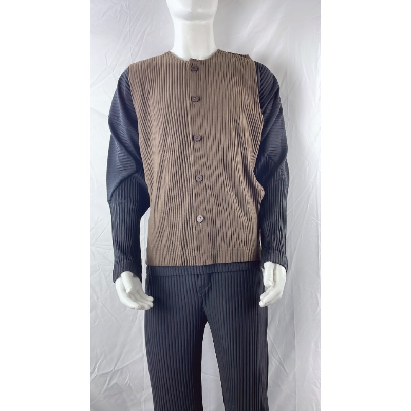 Miyake Original Pleated Vest M - огляд і ціна Crew Clothing Summer Jacket