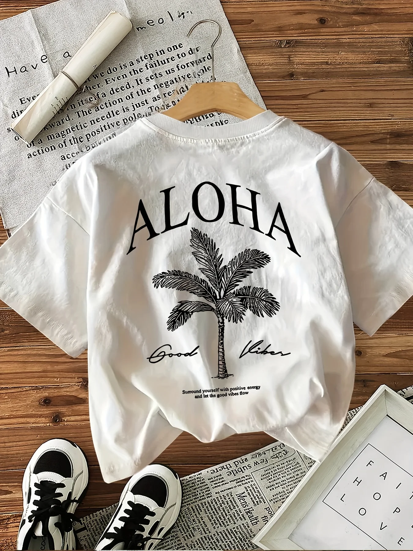 Women's Aloha Good Vibes Graph - огляд і ціна Summer Clothing Vibes