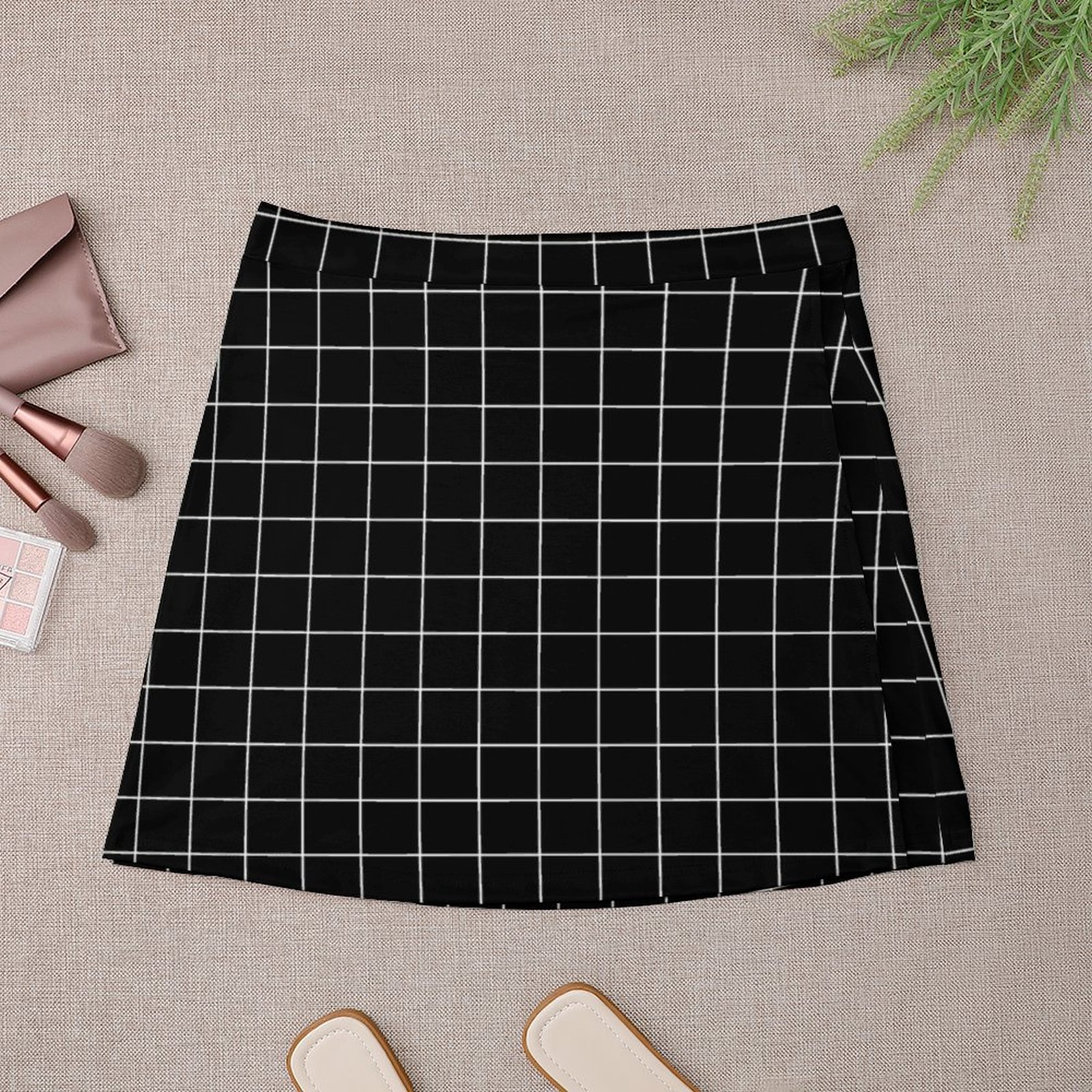 Large White Grid on Black Mini - огляд і ціна Summer Clothing Online